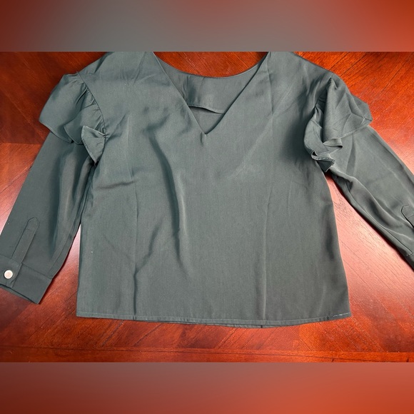 J.O.A. Ruffle Sleeve Blouse - Picture 8 of 8